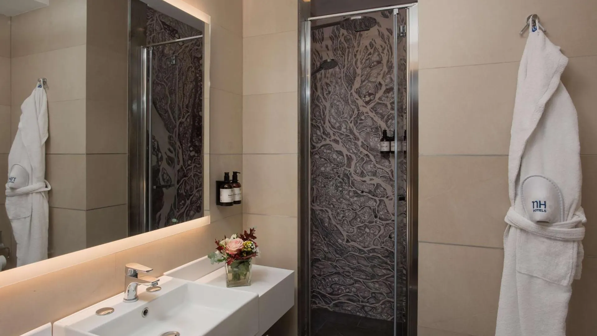 Nh Catania Centro Hotel